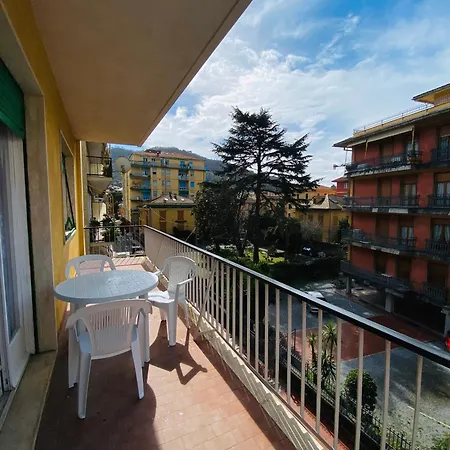 Lägenhet 'la Casa Di Rosa' *